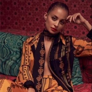 HOUSE OF HARLOW 1960 BLOUSE in Yellow Inca Print